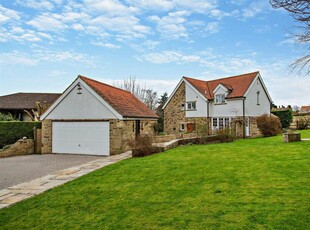 4 bedroom detached house for sale in Linton, Wetherby, College Farm Lane, LS22