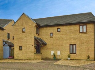 4 Bedroom Detached House For Sale In Milton Keynes, Buckinghamshire