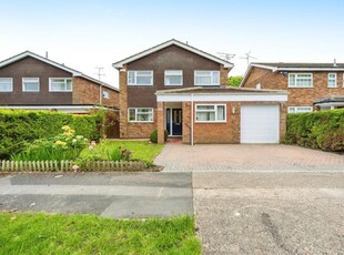 4 bedroom detached house for sale in Windmill Hill Drive, Bletchley, Milton Keynes, MK3