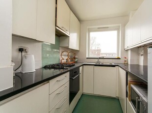 4 bedroom house for rent in Forestholme Close, Forest Hill, London, SE23