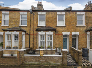 4 bedroom property for sale in Bellew Street, London, SW17