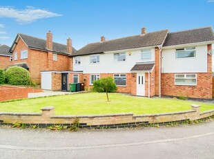 4 bedroom semi-detached house for sale in Coplow Crescent, Syston, LE7