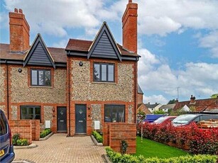 4 Bedroom Terraced House For Sale In Chipperfield, Hertfordshire