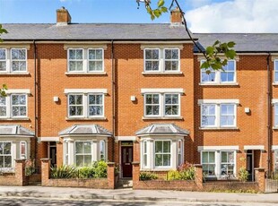 4 Bedroom Terraced House For Sale In Salisbury