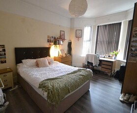 5 bedroom detached house for rent in Sherwin Road (5BED), Lenton, Nottingham, NG7