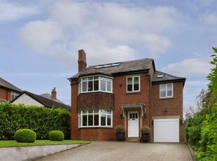 5 bedroom detached house for sale in The Avenue, Roundhay, Leeds, LS8