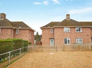 5 bedroom end of terrace house for rent in Coniston Close, Norwich, NR5