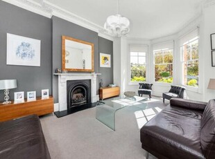 5 Bedroom Semi-detached House For Sale In Dulwich, London