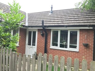 Bungalow to rent in Welbeck Court, Hull HU5