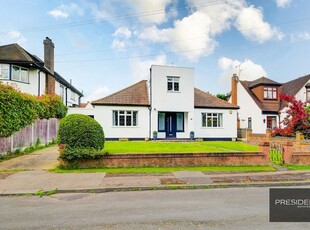 Detached house for sale in Brook Rise, Chigwell IG7