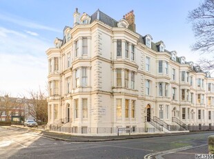 Flat for sale in Montpellier Court, Scarborough, North Yorkshire YO11