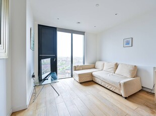 Flat in Walworth Road,, Elephant and Castle, SE1