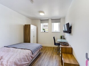 Flat to rent in Arndale House, 89-103 London Road, Liverpool L3