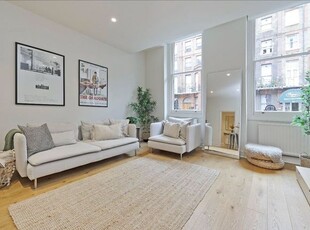 Flat to rent in Bingham Place, Marylebone, London W1U
