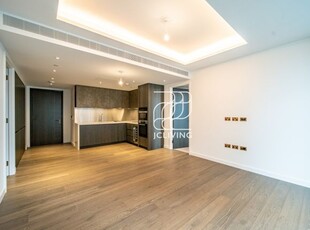 Flat to rent in Carnation Way, London SW8