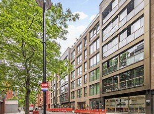 Flat to rent in Elizabeth Court, London SW1P