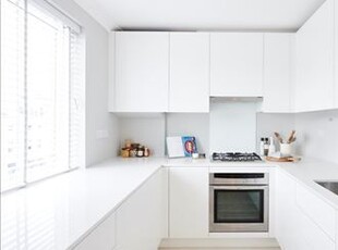 Flat to rent in Fulham Road, South Kensington, London SW3