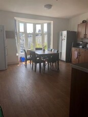 Flat to rent in Lisson Grove, Mutley, Plymouth PL4