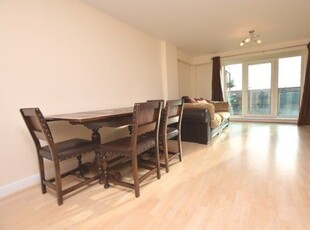 Flat to rent in Royal Plaza, Sheffield S1