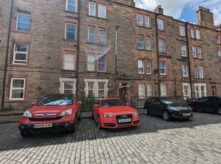 Flat to rent in Smithfield Street, Gorgie, Edinburgh EH11