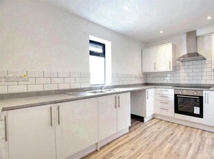 Property for rent in Shetland Court, Worthing, West Sussex, BN13