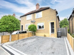 Semi-detached house to rent in Blackamoor Lane, Maidenhead, Berkshire SL6