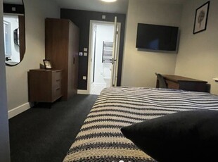 Shared accommodation to rent in Beech Grove, Manchester M14