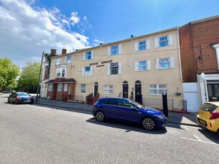 Studio apartment for rent in Bridge Terrace, Albert Road South, SO14