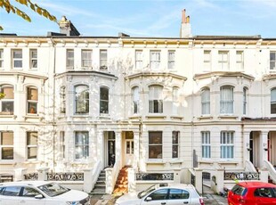 Studio Apartment For Sale In Brighton, East Sussex