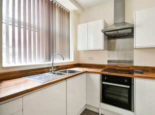 Studio flat for rent in Electra House Town Centre, SN1