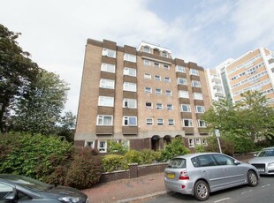 Studio flat for rent in Hartington Place, Eastbourne, BN21