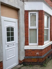 Studio flat for rent in Holyhead Road, Coventry, West Midlands, CV1