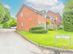 Studio to rent in Seymour Court, Crowthorne RG45