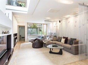 Terraced house to rent in Atalanta Street, London SW6