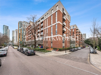 Coster Avenue, London, N4 2 bedroom flat/apartment in London