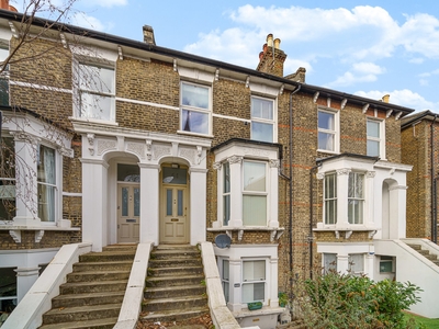 East Dulwich Grove, East Dulwich, London, SE22 2 bedroom flat/apartment