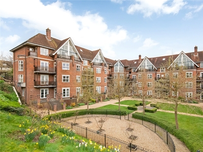 Marston Gate, Winchester, Hampshire, SO23 3 bedroom flat/apartment in Winchester