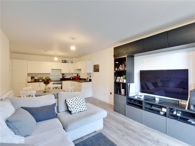 Ottley Drive, Blackheath, London, SE3 2 bedroom flat/apartment
