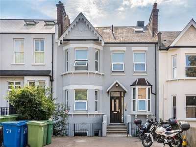 Overhill Road, East Dulwich, SE22 3 bedroom flat/apartment