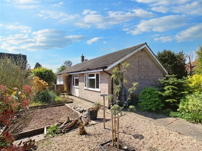 St. Annes Close, Beccles, Suffolk, NR34 4 bedroom bungalow in Beccles