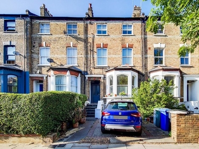 Tufnell Park Road, London, N7 2 bedroom flat/apartment in London