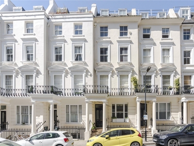 Westbourne Grove Terrace, London, W2 3 bedroom flat/apartment in London