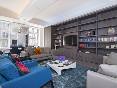 Whitehall, London, SW1A 2 bedroom flat/apartment in London