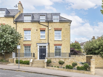 4 bedroom property for sale in Beaconsfield Road, LONDON, SE3