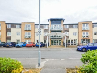 2 Bedroom Ground Floor Flat For Sale In Cecily Close