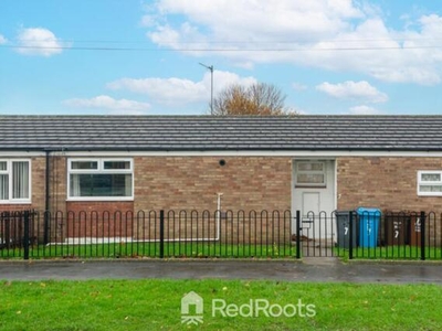 2 Bedroom Semi-detached Bungalow For Rent In Hull, East Riding Of Yorkshire