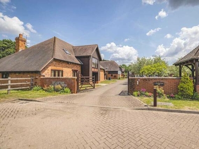 4 Bedroom Detached House For Sale In Wexham