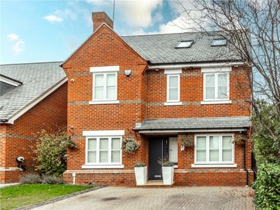 5 Bedroom Detached House For Rent In St. Albans