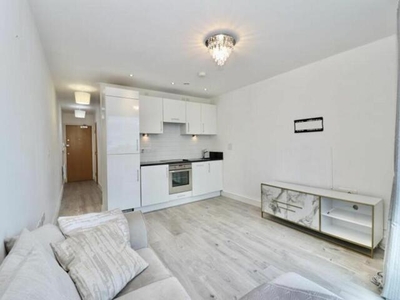 1 Bedroom Apartment For Sale In Marina Point East Chatham Quays Dock Head Road