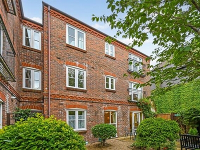 1 Bedroom Retirement Property For Sale In Deanery Close
